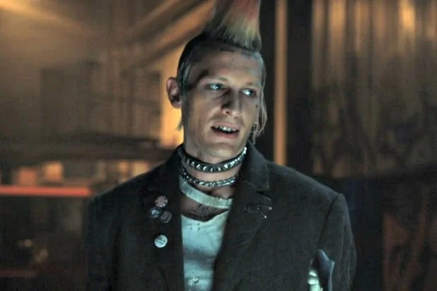 stranger-things-2-character-ranked-axel.jpg