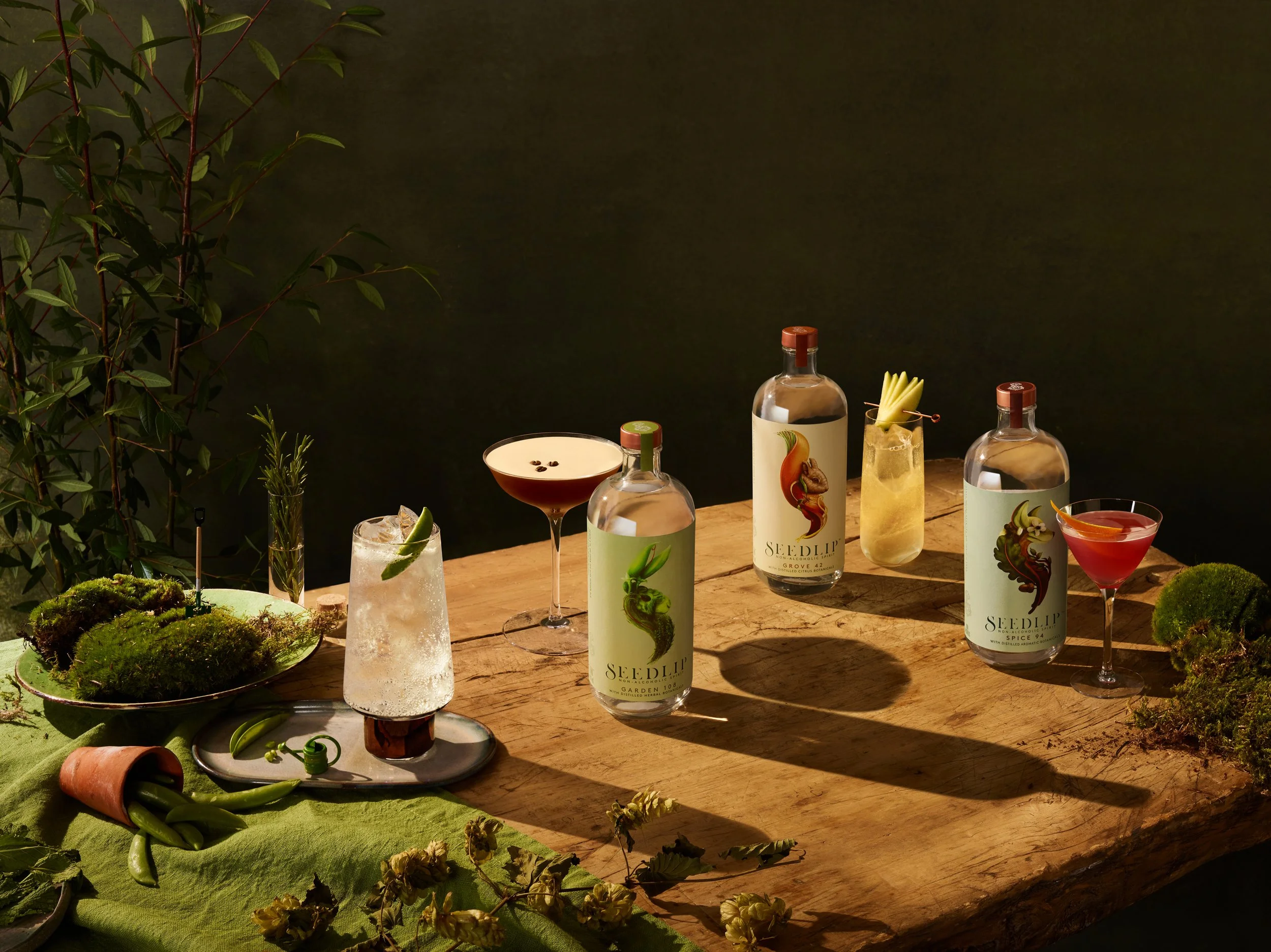 S2_Nature_3 Bottles_Winter_Serves_GIF.jpg