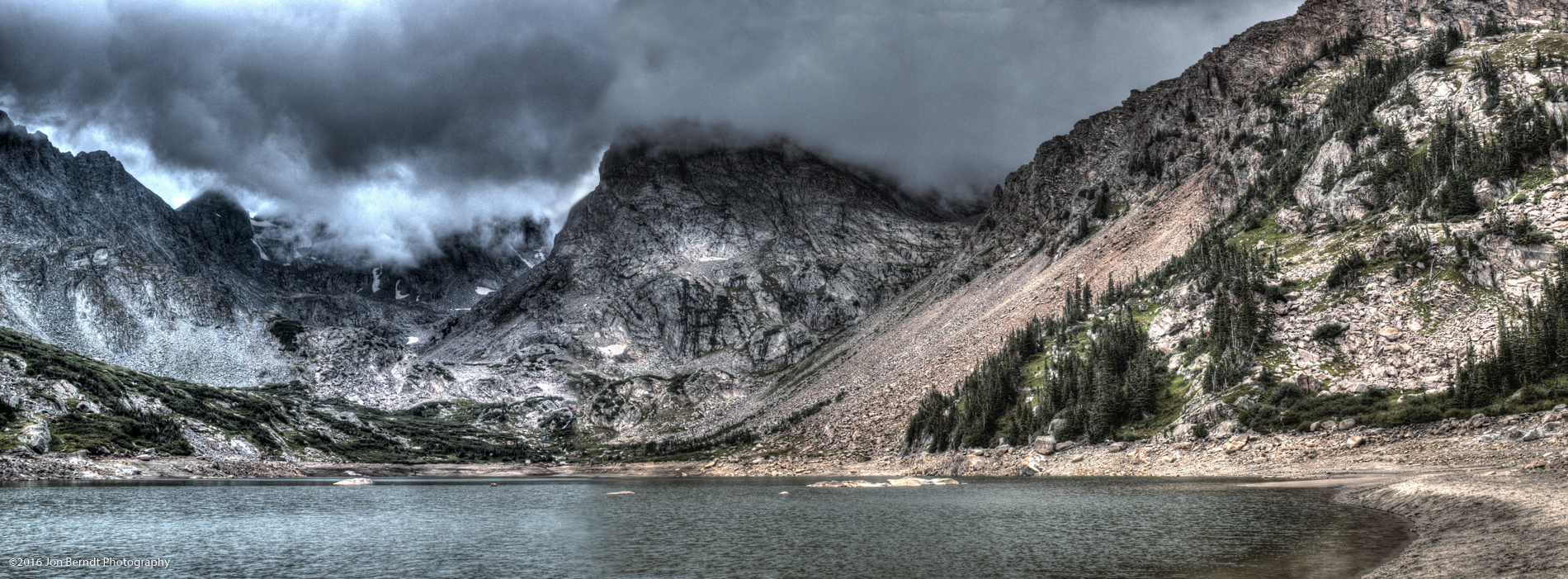 IMG_2351_2_3_tonemapped_creativePanWide-2.jpg