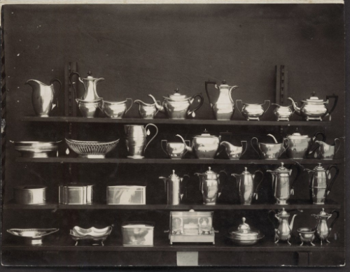 044837742-silverware-four-shelves-govern.jpg