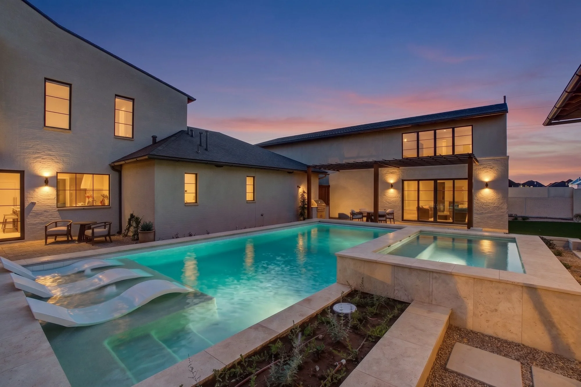 4538 red feather dr_9.JPG