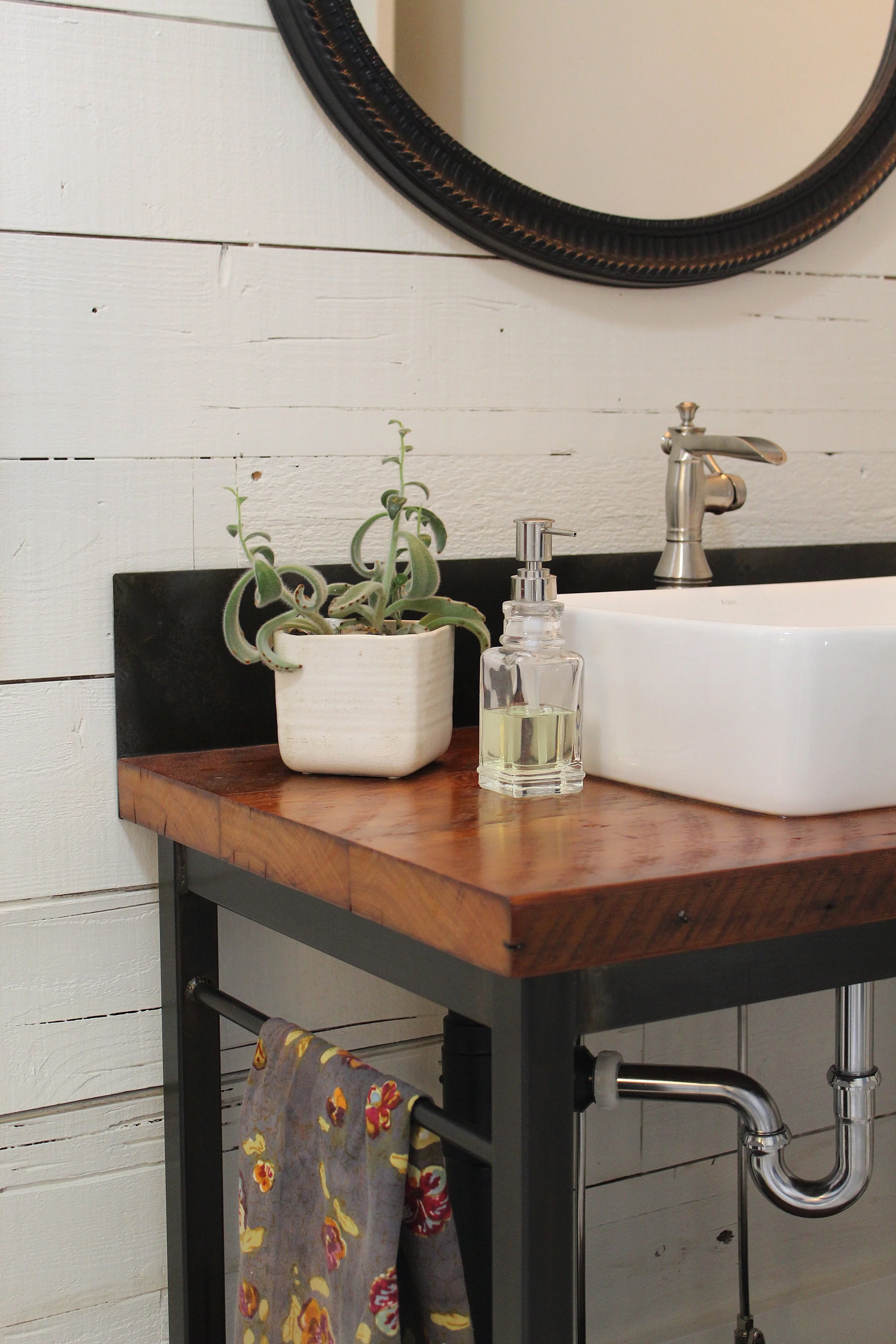 Modern Farmhouse Vanity + Backsplash