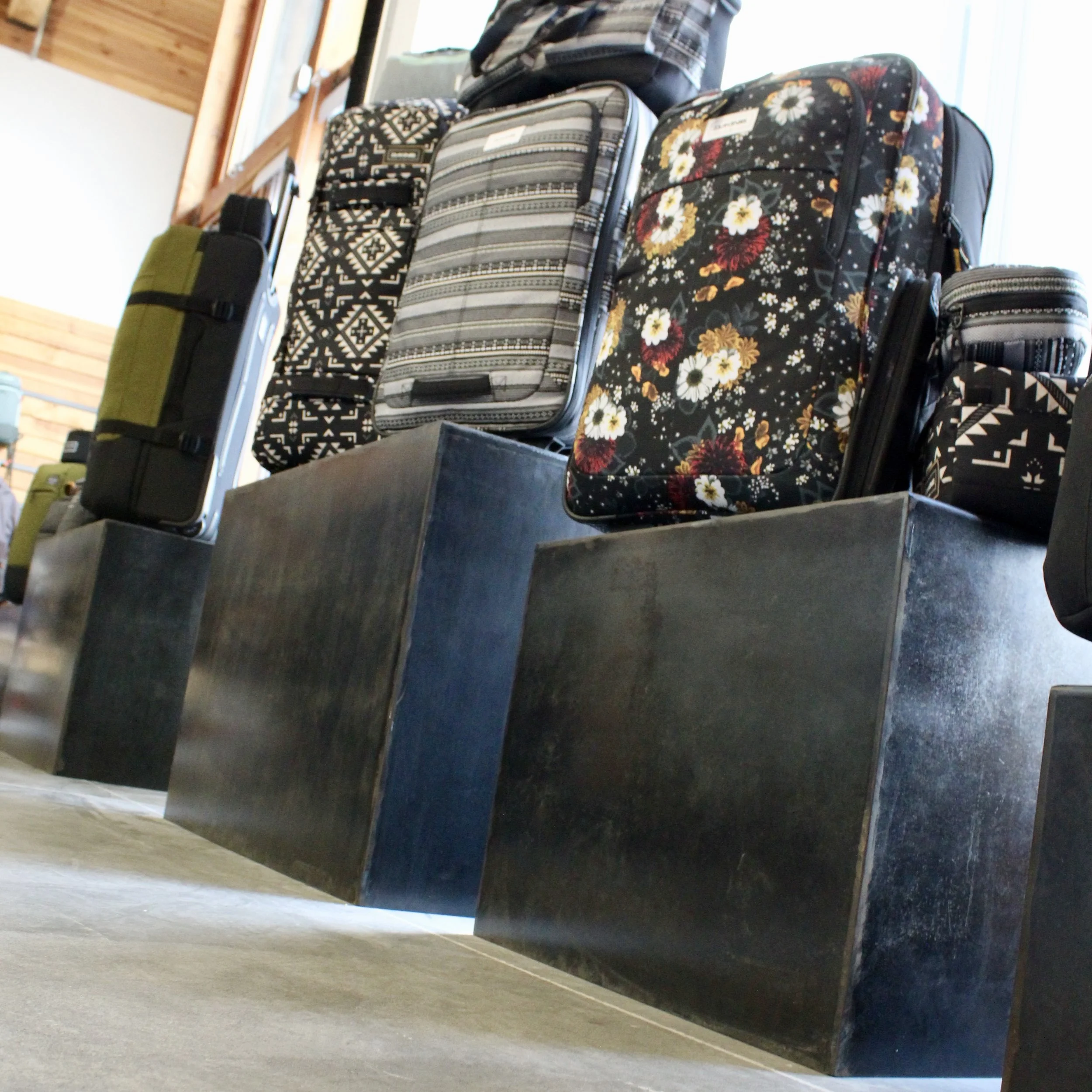 DAKINE Showroom | Metal Display Boxes