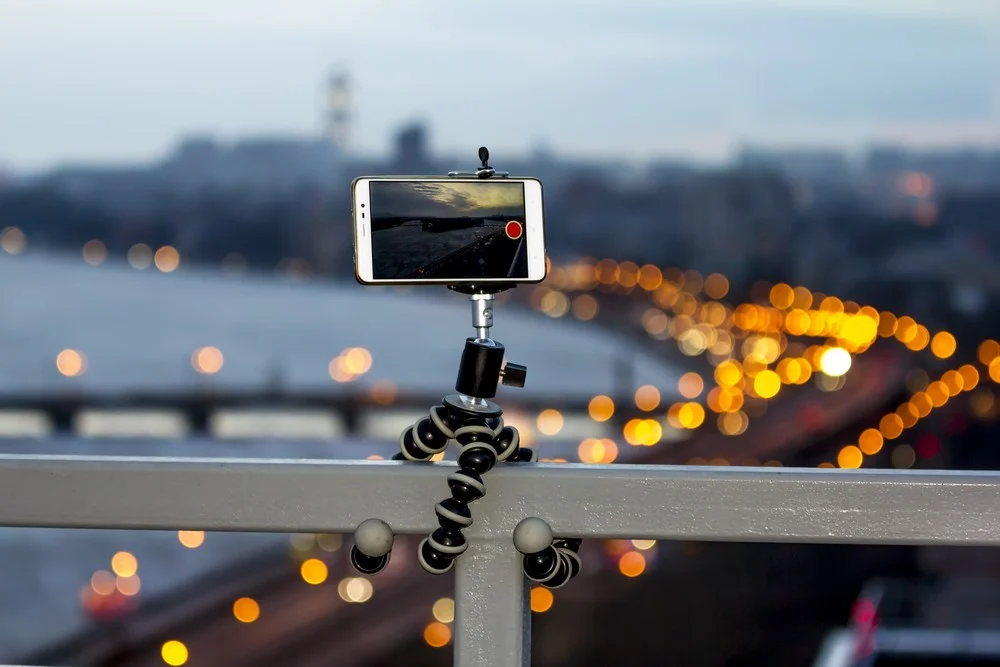 tripod.jpg