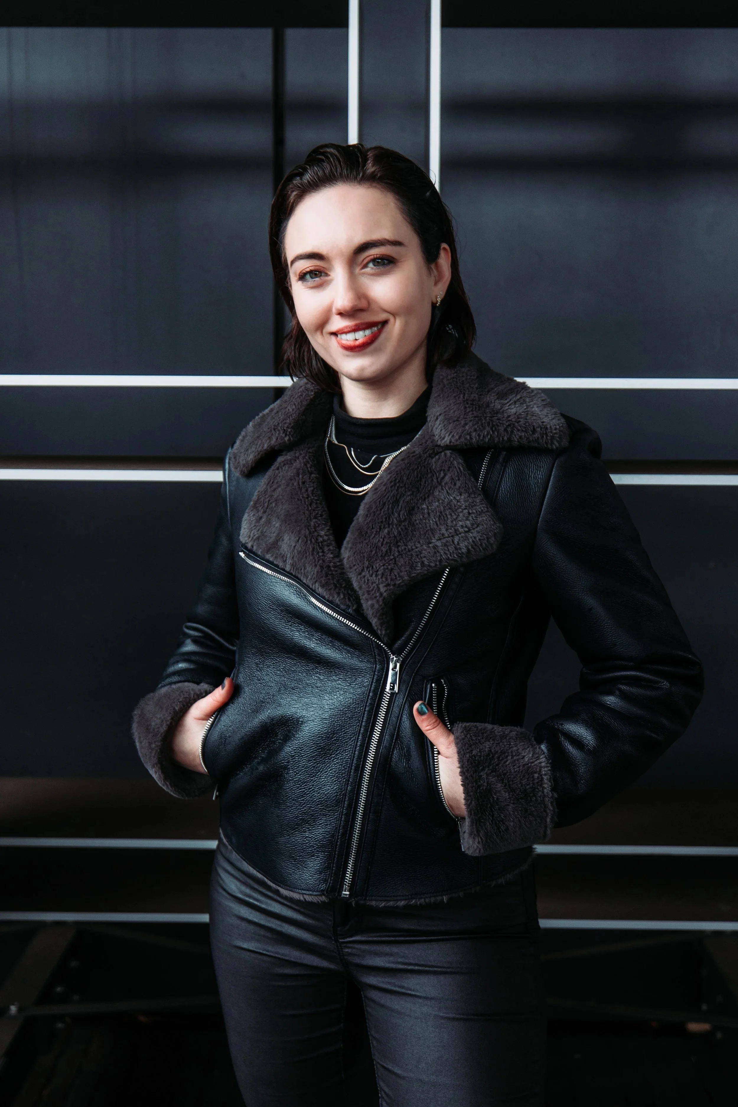 Lynn Hermes : Vocals