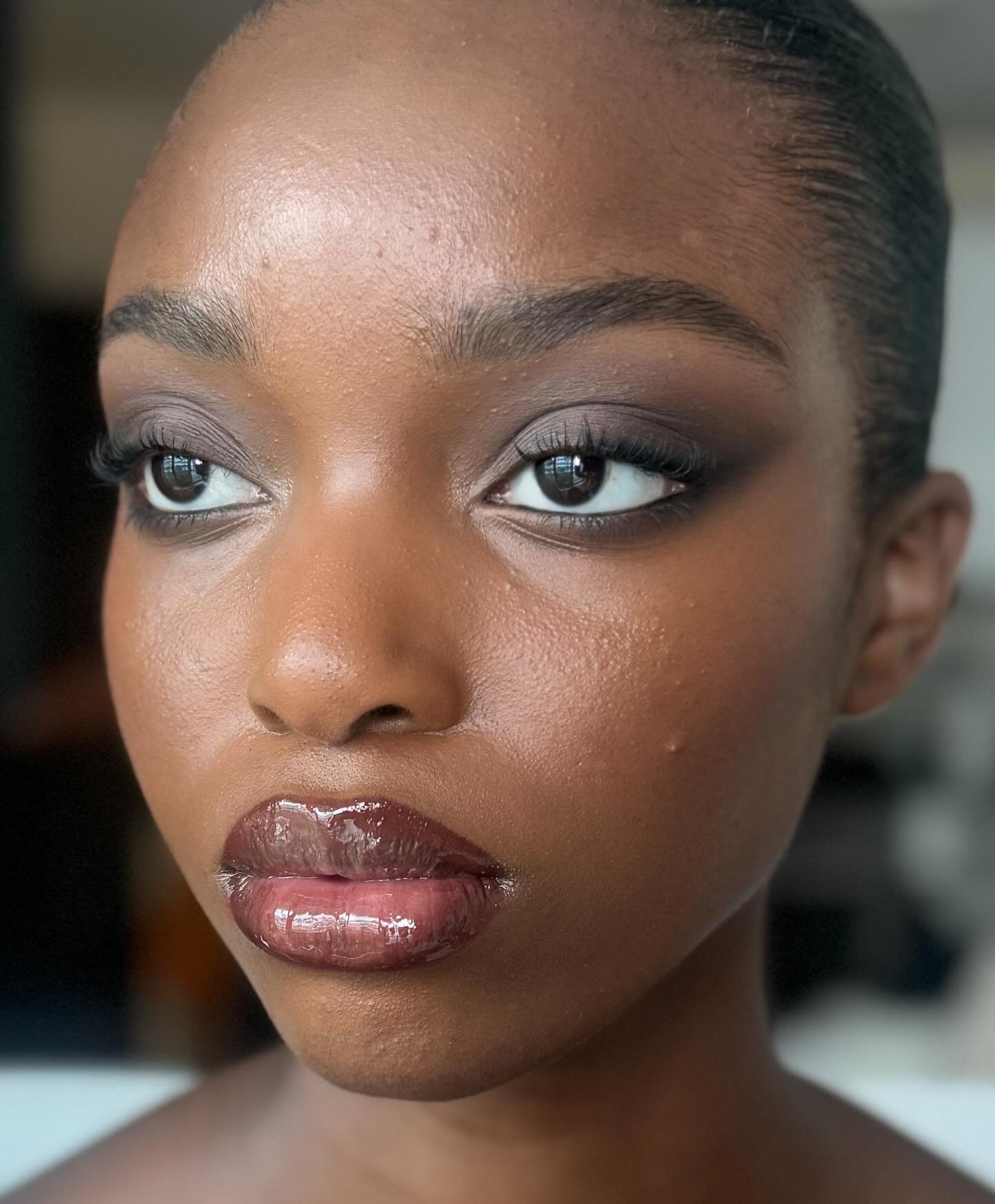 🤍🤍Beauty BTS @rey_lugboso 🖤🖤

KEY PRODUCTS 

@hauslabs Concealer 
@iconic.london Lipliner / Serving Lewks
@maccosmeticsuki Lipglass 
@makeupbymario Mattes Eyeshadow Palette
@meltcosmetics Slick Waterline Pencil /Black Onyx 

#hauslabsconcealer #i