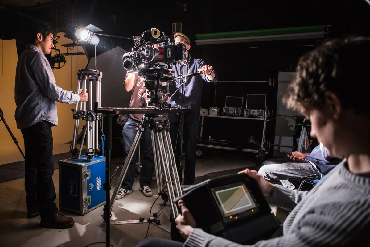 Film_Crew_BTS-8825_web.jpg