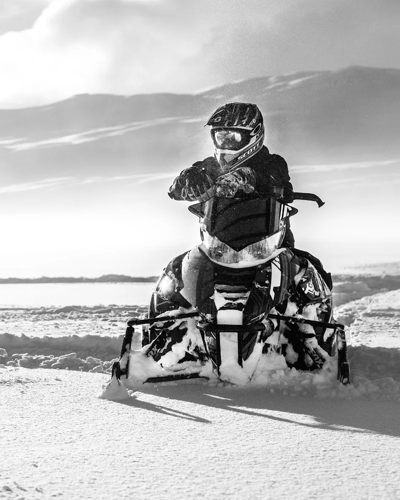 _S9A8080bw.jpg
