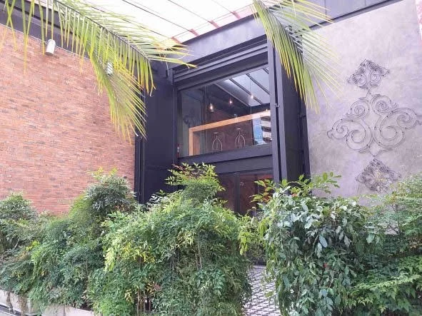 varanda frente em baixa.jpeg