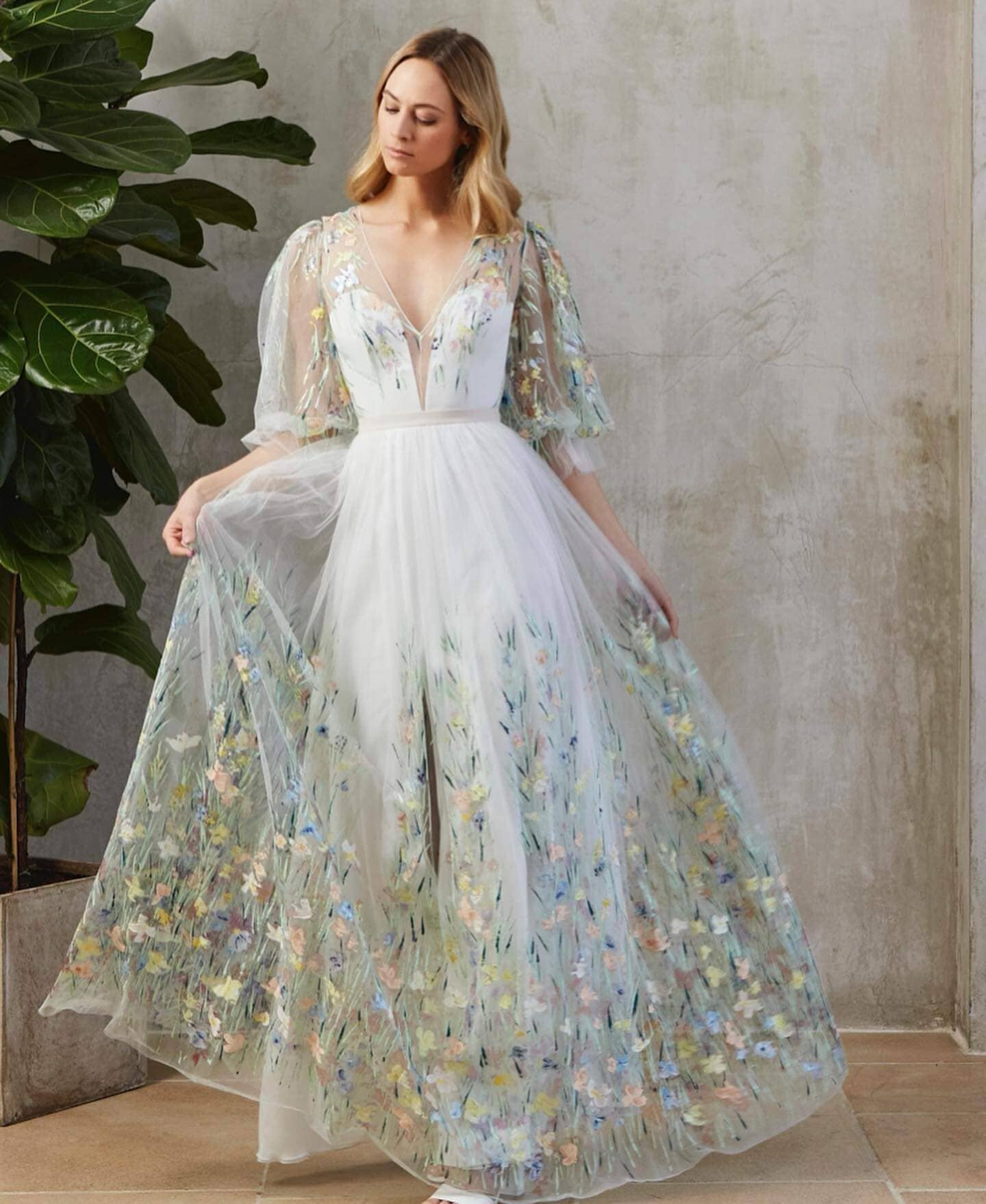 Wow! We just had to share this floaty, ethereal work of art 🌿

This beautiful dress 'Catalina' from the Springtime collection by @savinlondon is launching exclusively at @laceandcobridal (Horbury, Wakefield) today.

Who is ready to go dress shopping