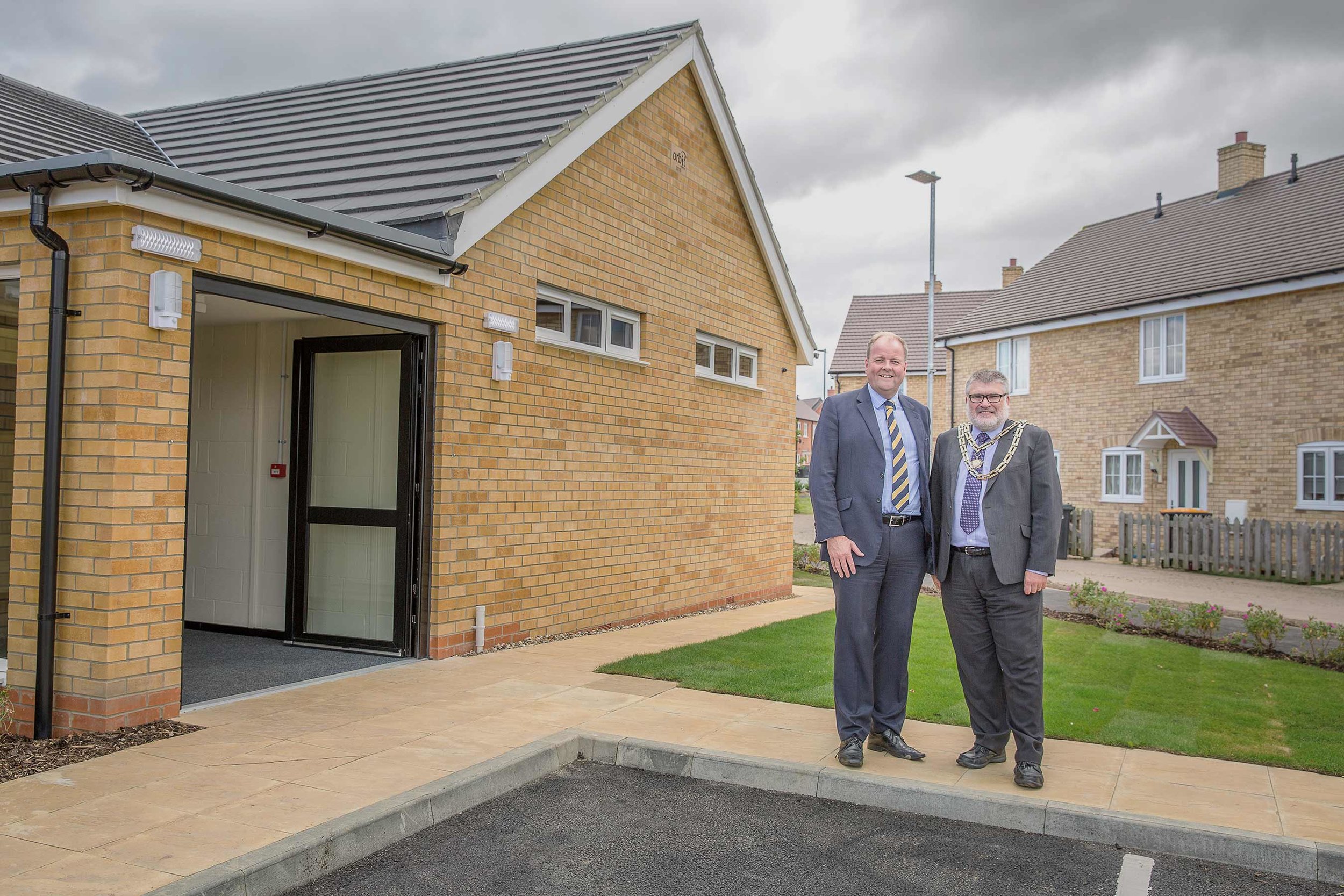  Mayor Dave Hodgson &amp; Orbit's Andrew McDermott following the opening ceremony in the new pavilion. 