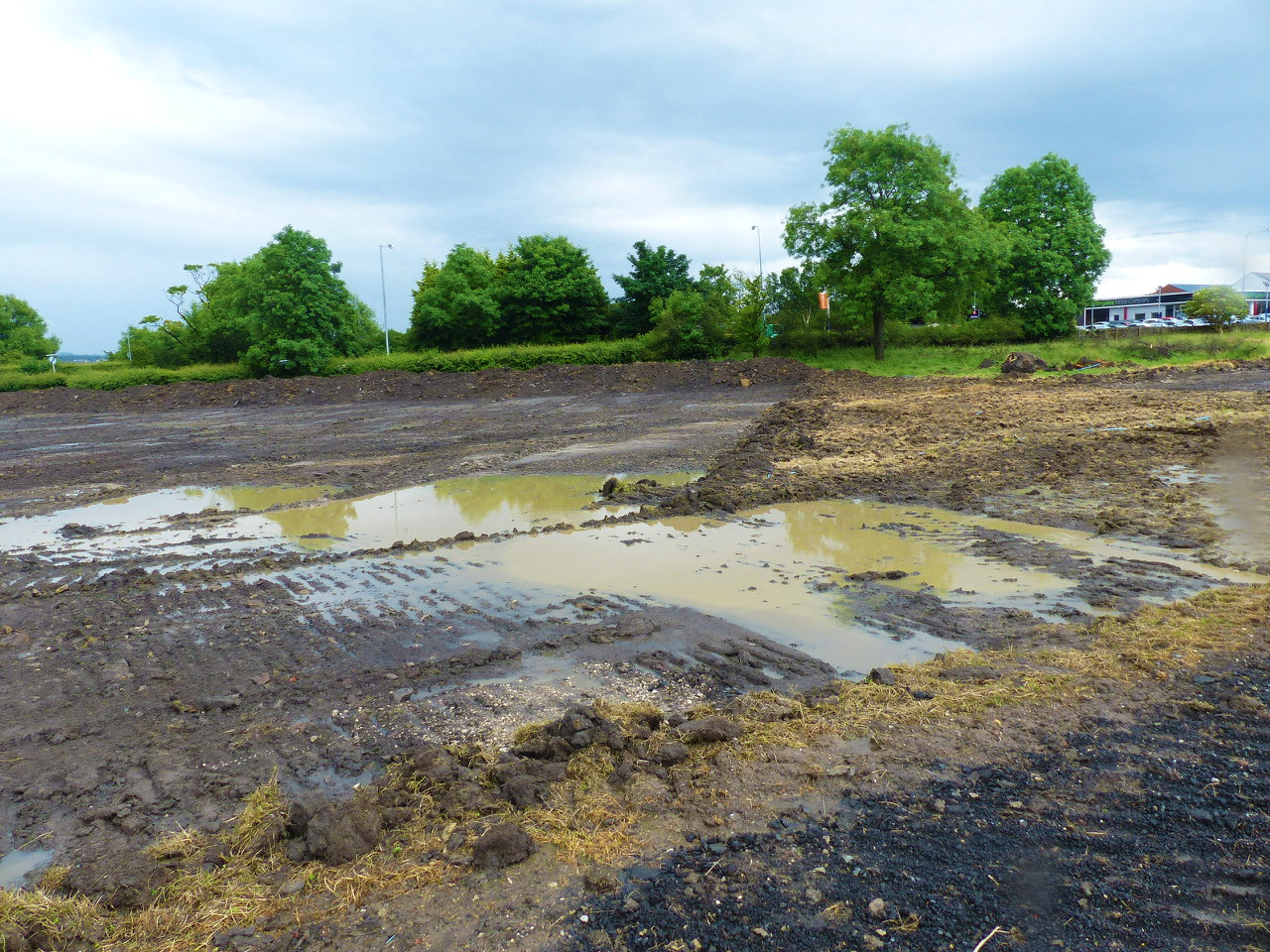 The site needed to be dewatered to facilitate the major works, with ditches needing to be filled in, dug, or re-routed.