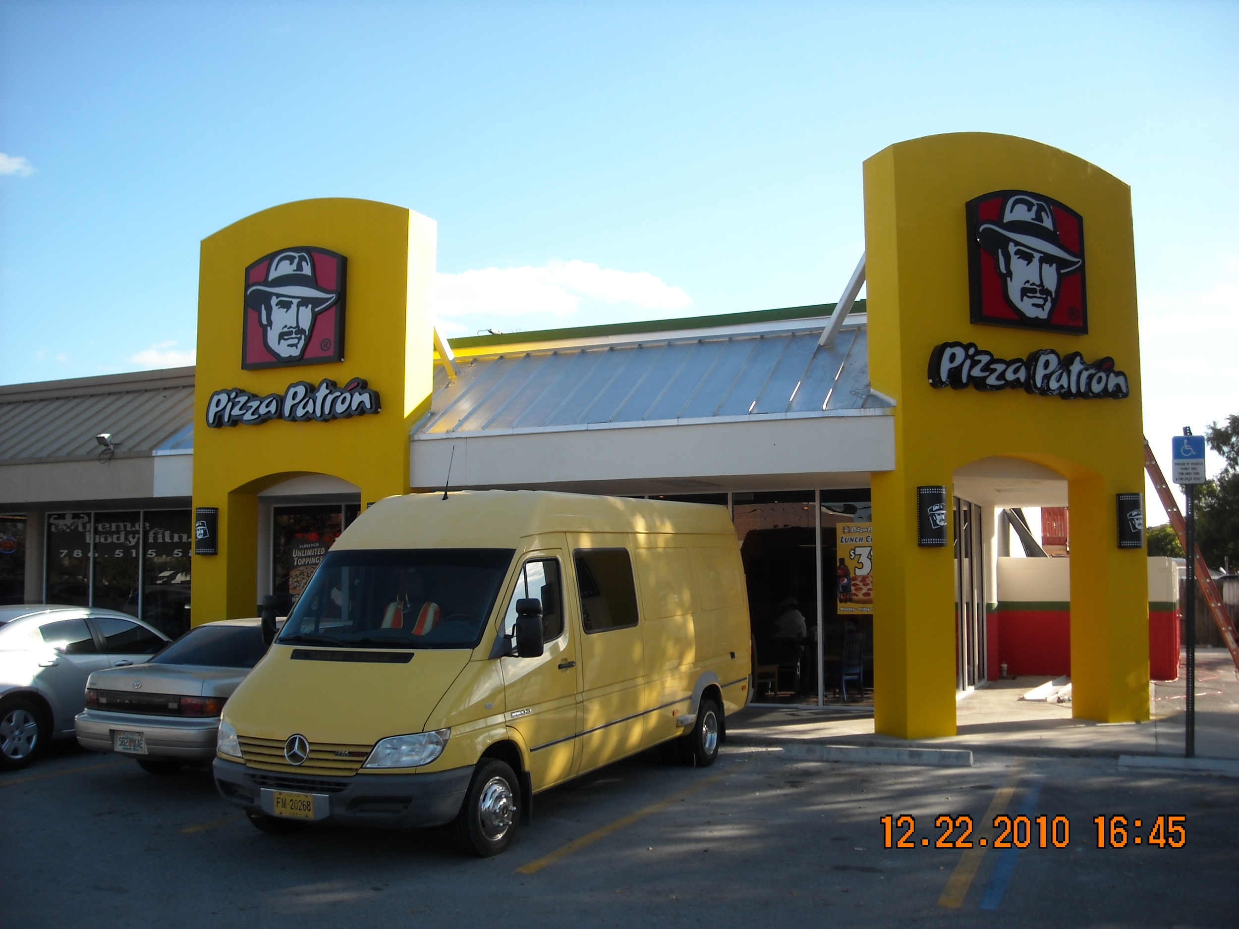 64116914.jpg