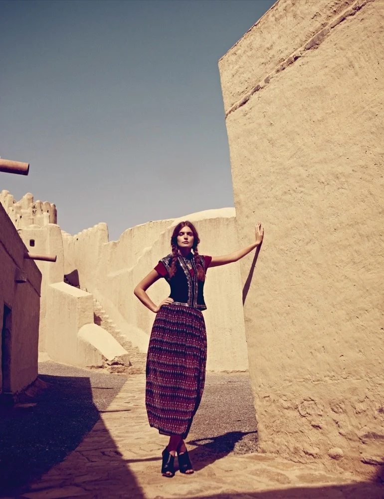 vogue_uk_04-13_3.jpg