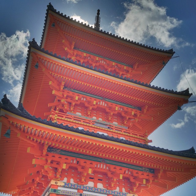 Vermilion_pagoda__Kiyomizu-dera____thatjohninjp.jpg