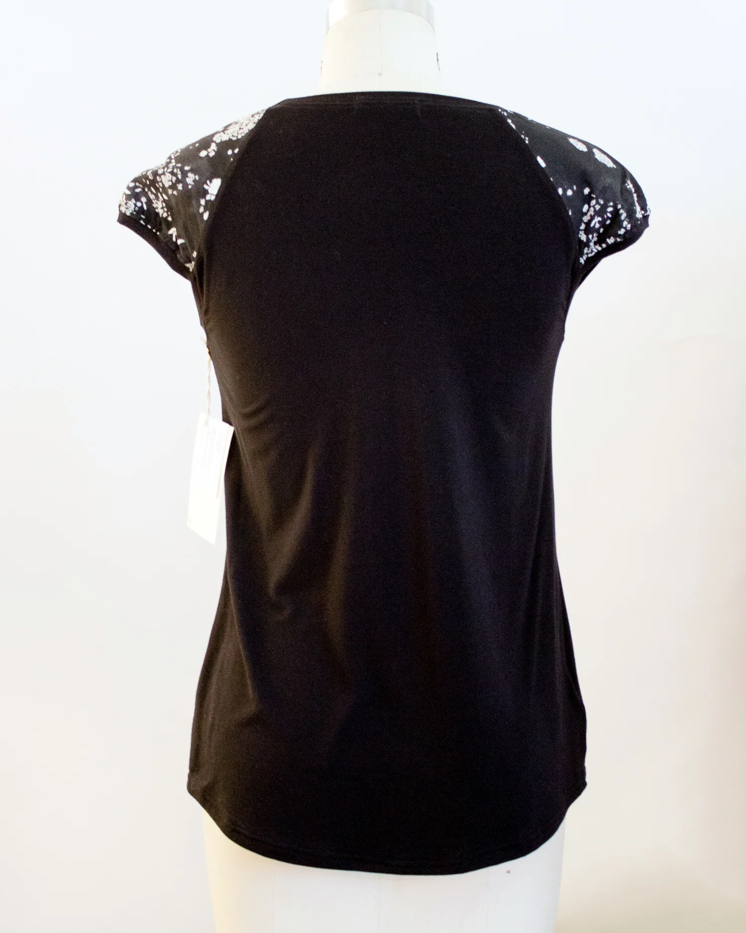 Simone's Rose Milk tee Black Nani Iro combo