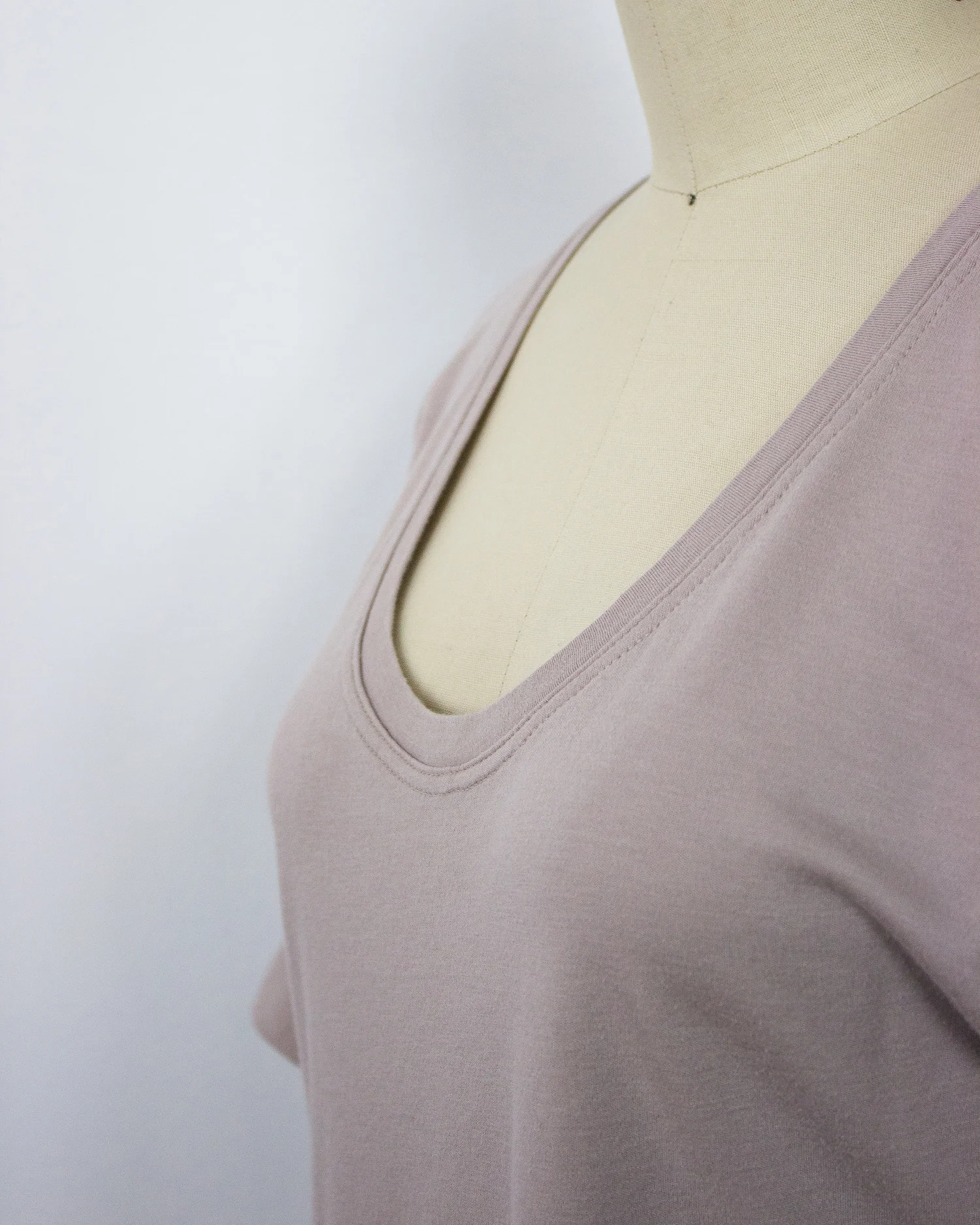 Pearl boyfriend tee / Simones Rose basics collection - FAWN