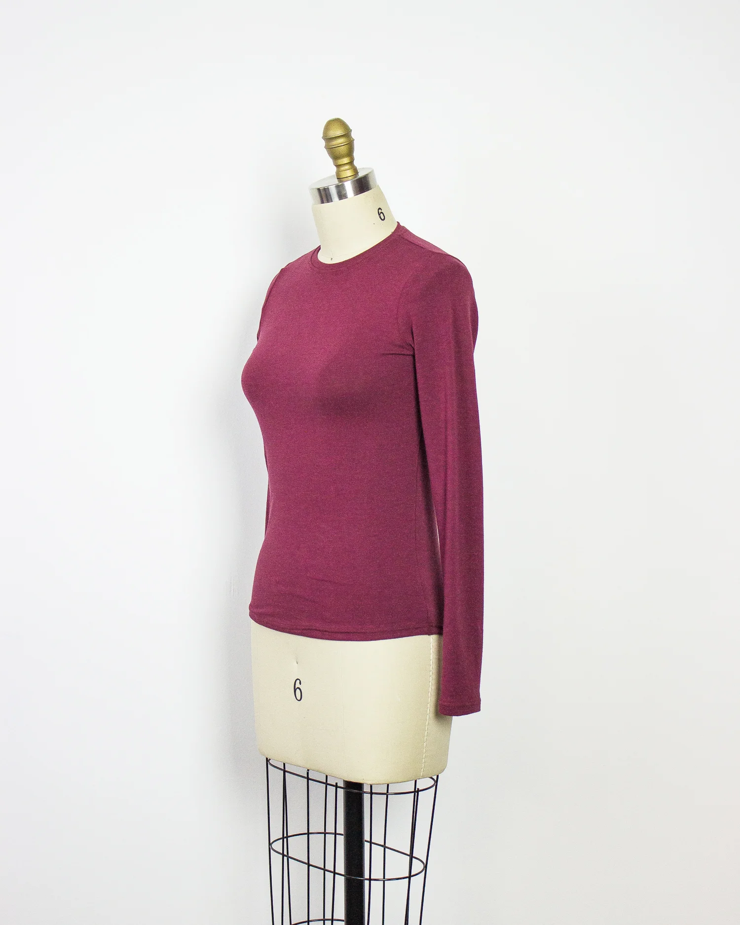 CrewNeckBasic_6.jpg
