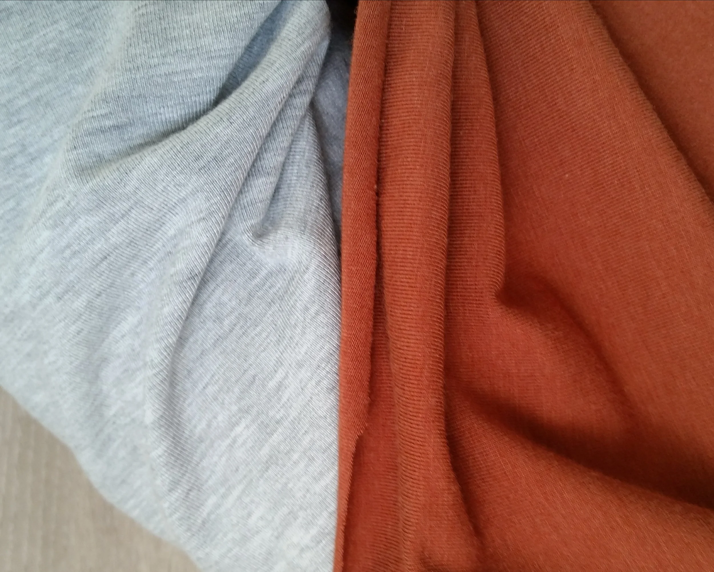 Simone's Rose bamboo jersey Heather Gray and Rust