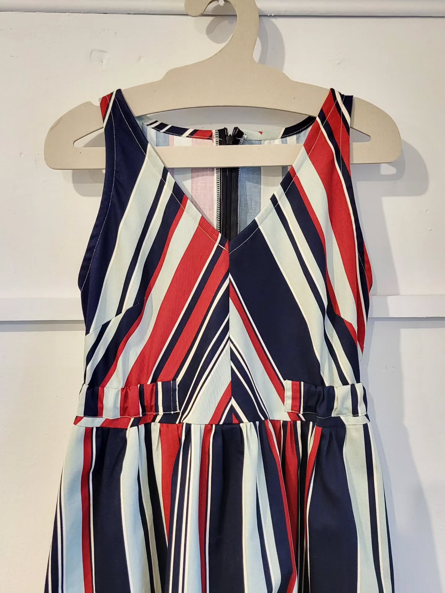 Update post! 👋 Happy Monday pals &amp; welcome to some new faces 😀. Tis the season with all of the scheduled in person Fall markets under our belt with one more to go for 2025 with @luckygirlpopup on Sunday Dec 14th!  Check our stories for links an