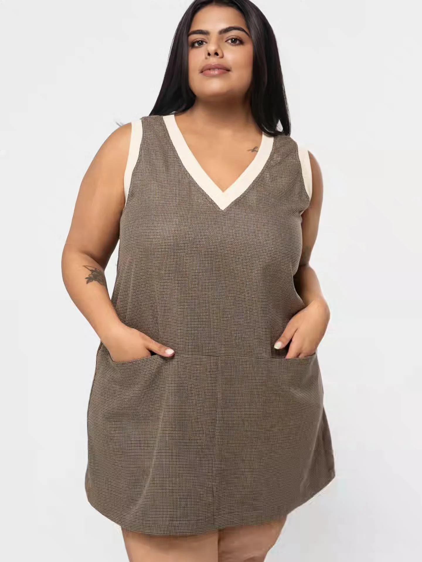 Keep it profesh but cute at the same time!  Tweedie dress in Deadstock suiting now available in the shop!  Details &amp; add to cart button at 》 Simonesrose.com 

Personalize it by picking your rib knit trim!  We have Cream or Deep Navy/Cream stripe 