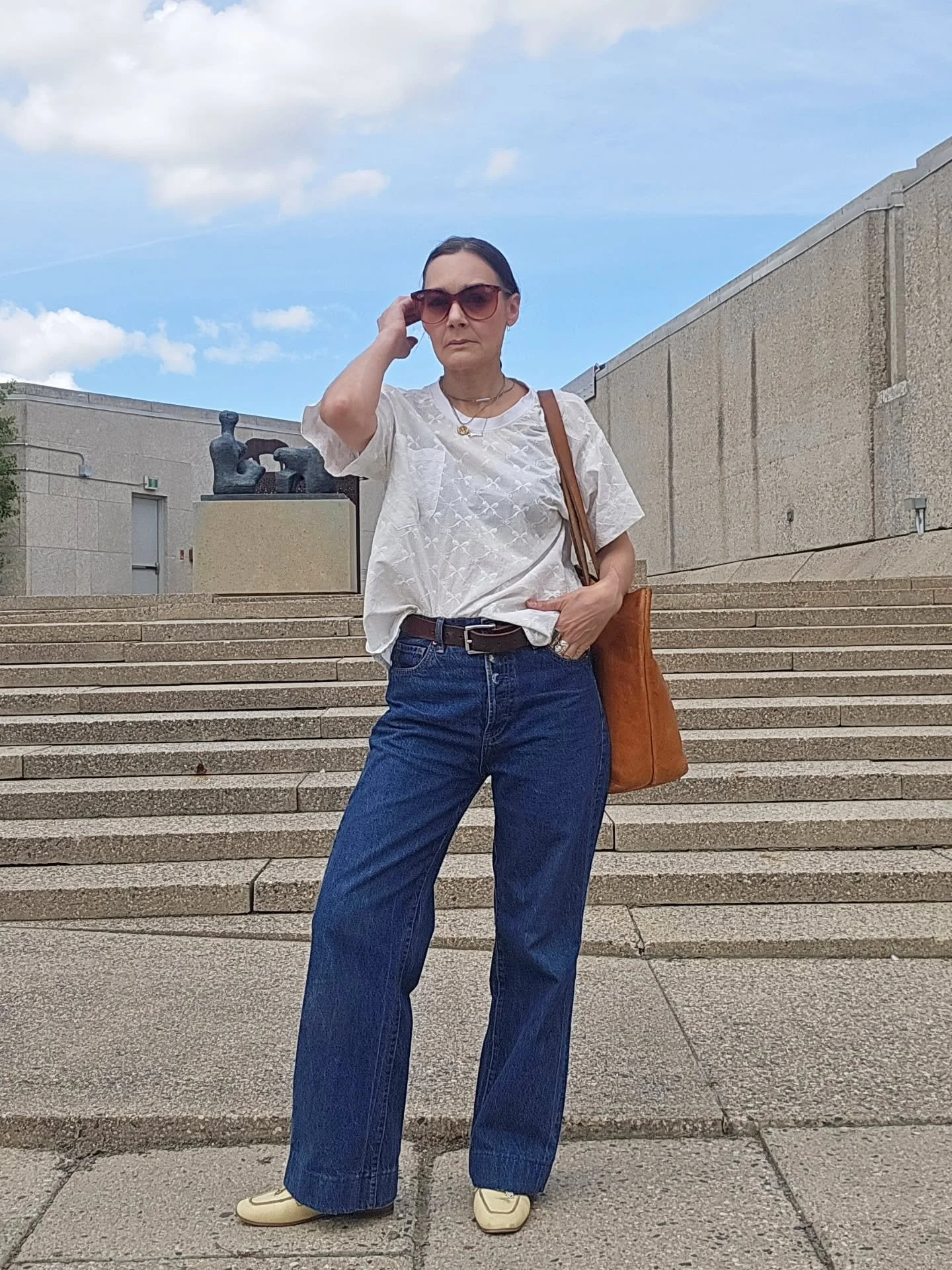 Sunday Style ✨️ for an artful afternoon at one of my very favourite places.  @wag_ca 

Swipe through to see some of the works in the galleries that spoke to me. ♡♡♡ I'm always so impressed with art that is created from traditional crafts.  The magic 
