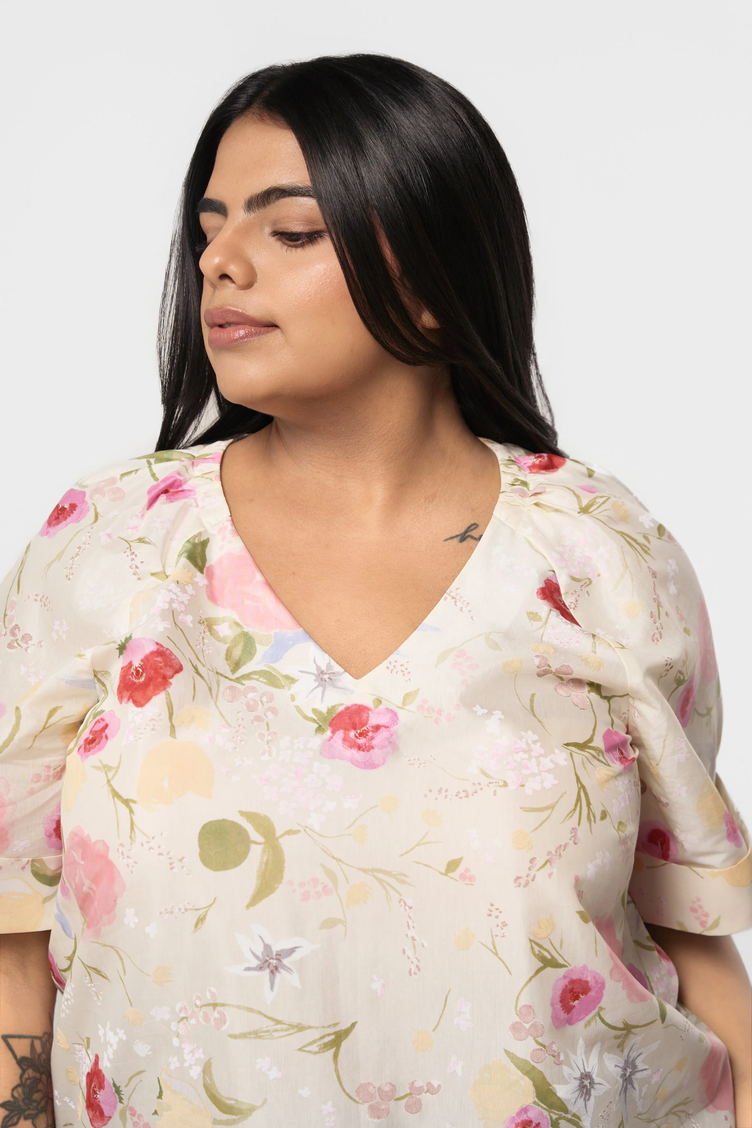 BrynnBlouse_SilkFlorals_4.jpg