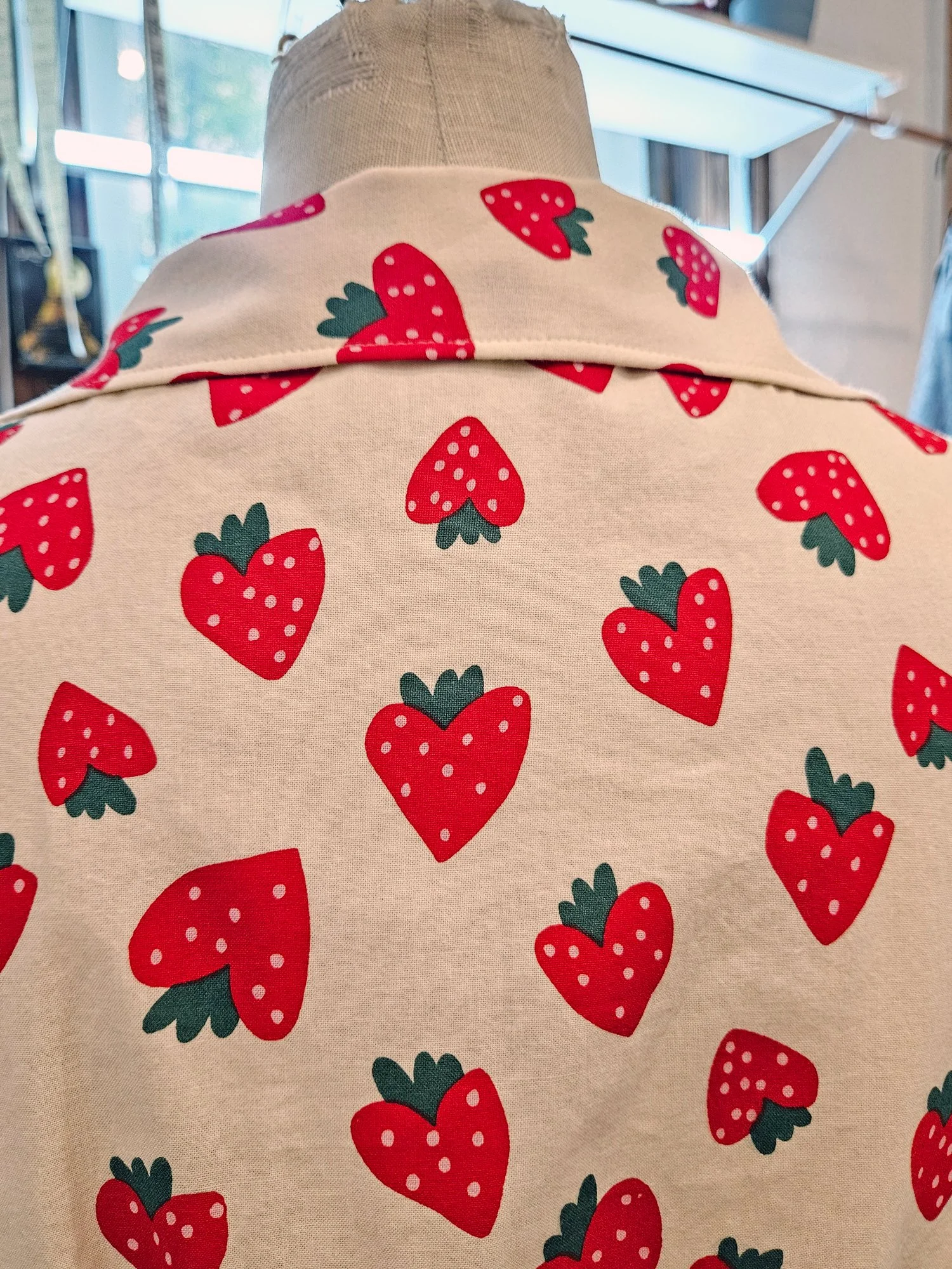 LUCY_strawberryBL_6.jpg