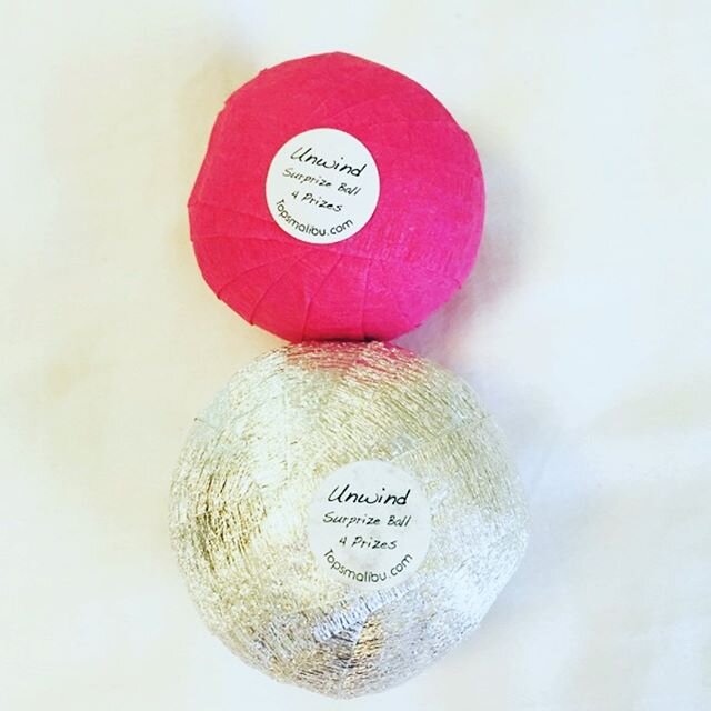 Surprise balls - still one of my favorite stocking stuffers! Recently found them at both downtown Franklin and White Bridge @hesterandcook locations. 🎁🧦🎅🏻
#southerngiftologist #hesterandcook #stockingstuffers #giftideas #shoplocal #holidaygifts #