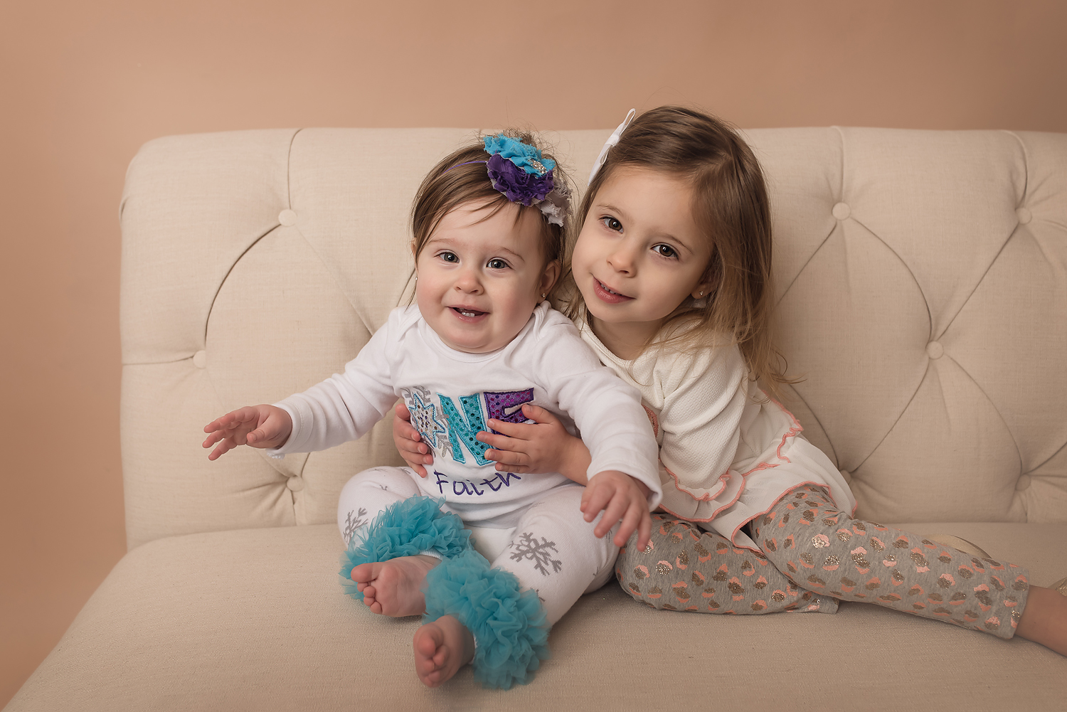 Jessica Fenfert Baltimore Maryland Baby Photographer sisters studio