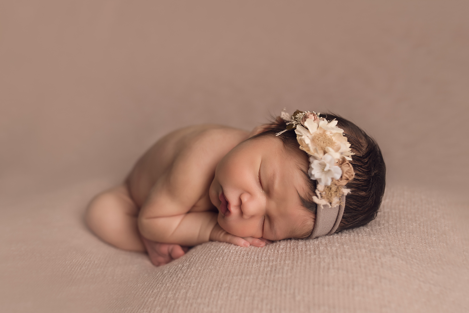 Jessica Fenfert Baltimore Maryland Newborn Photographer