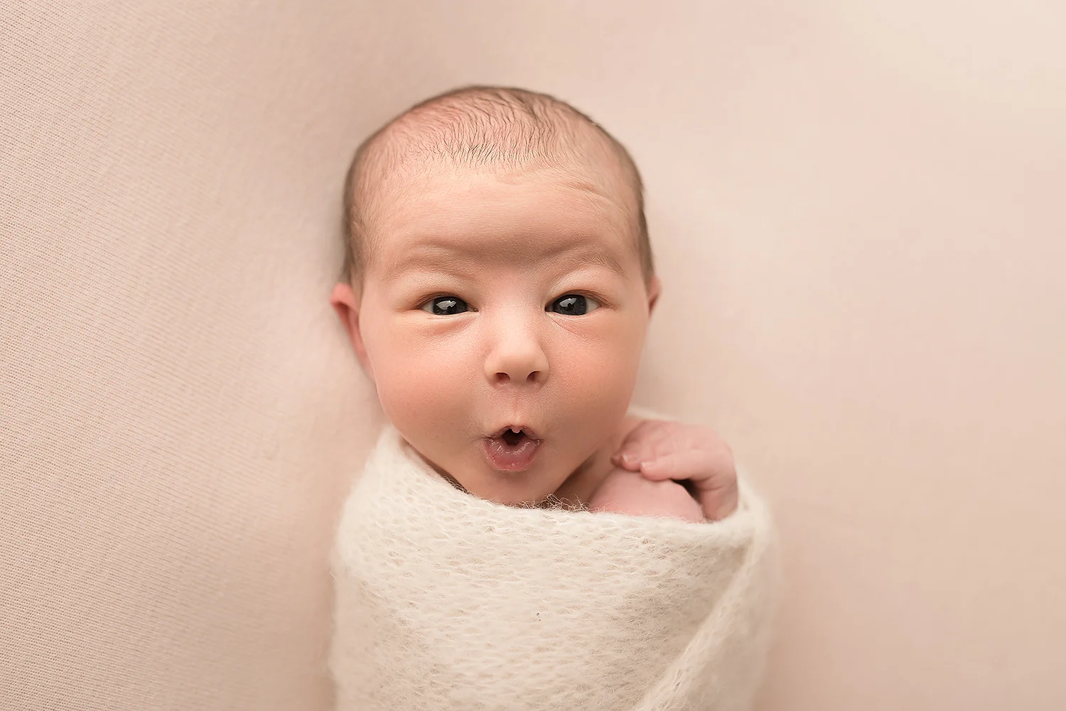 Baltimore Howard County Maryland Newborn Photographer Jessica Fenfert awake baby
