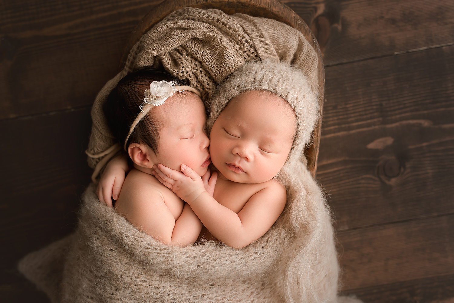 Baltimore Maryland Newborn Photographer Jessica Fenfert boy/girl twins