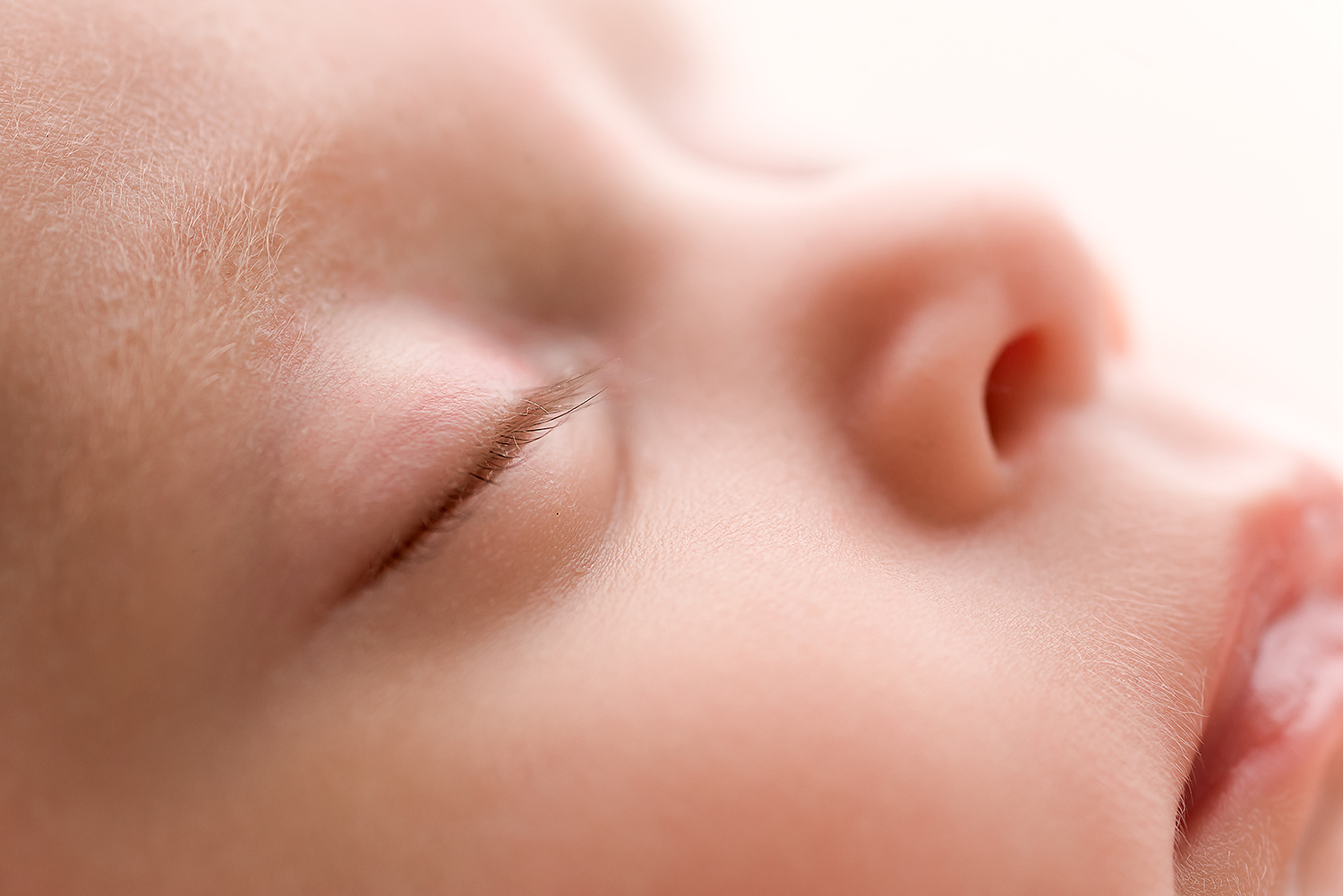 Baltimore Maryland Newborn Photographer Jessica Fenfert baby eyelashes macro