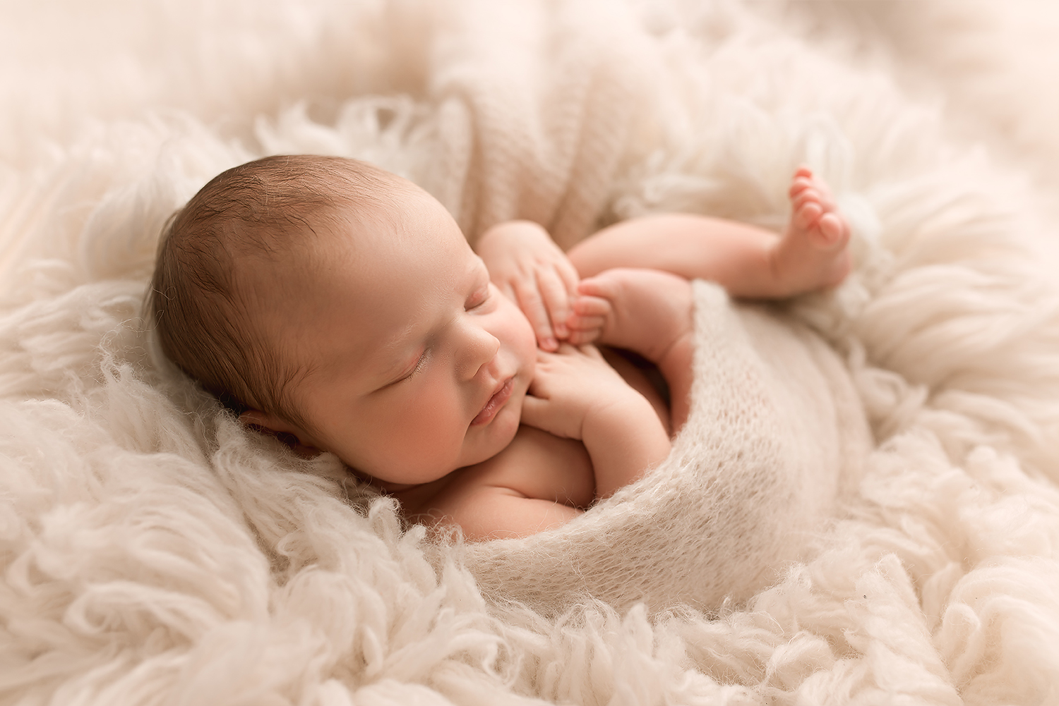 Baltimore Maryland Newborn Photographer Jessica Fenfert baby girl white flokati