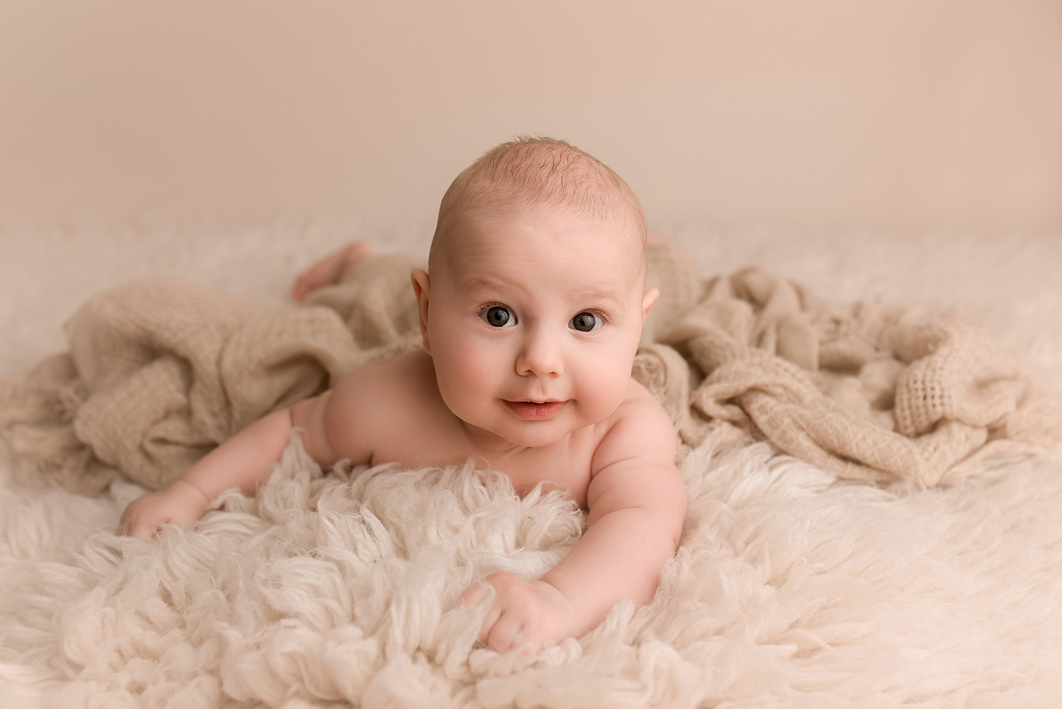 Baltimore Maryland Newborn Baby photography baby boy flokati Jessica Fenfert
