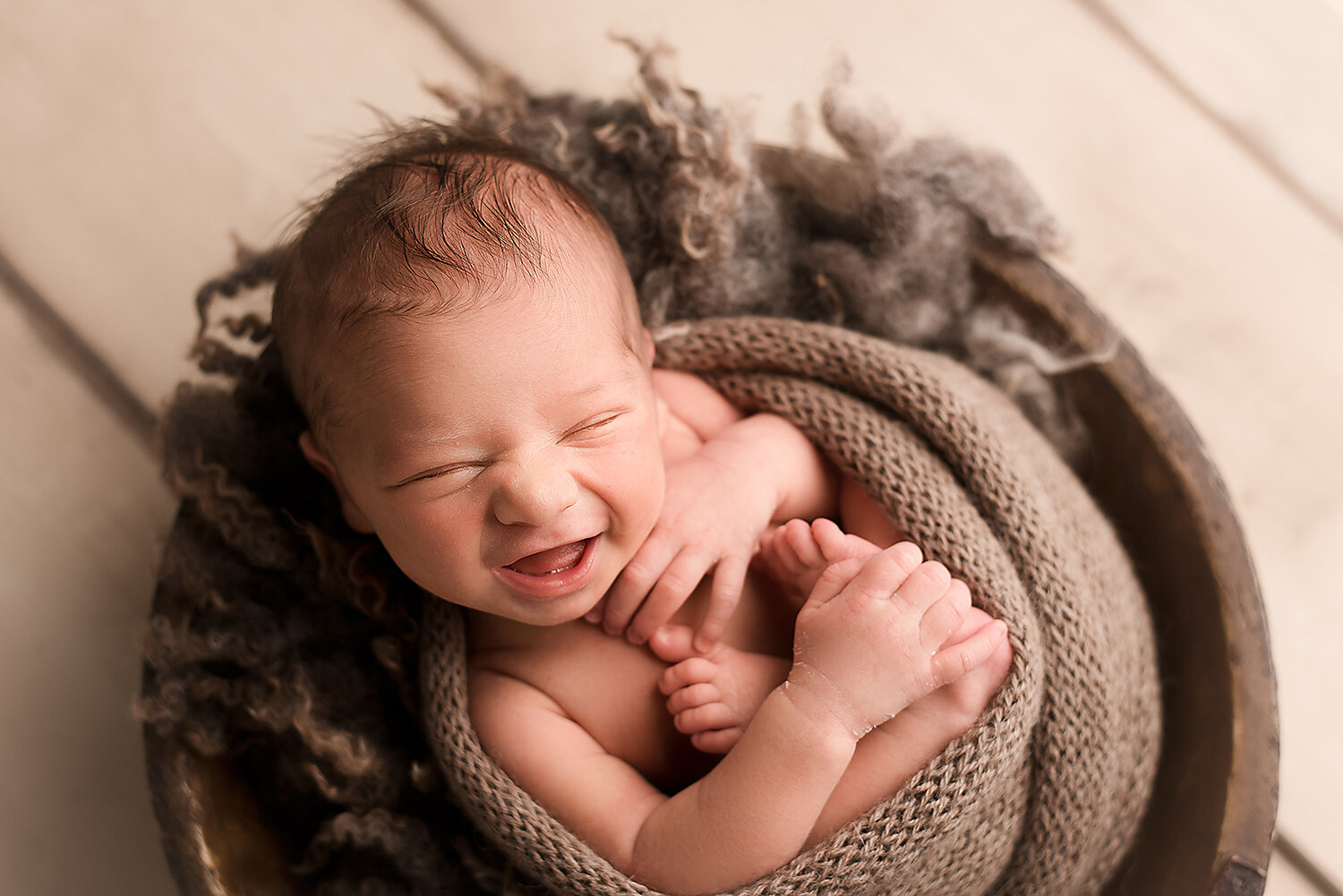 Baltimore Maryland Newborn Photographer Jessica Fenfert smile