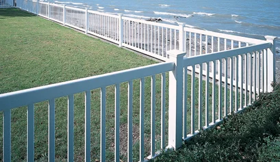 Victorian_small White Picket Fence.jpg
