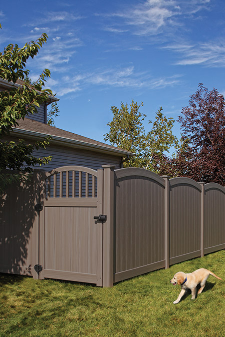 Chesterfield Convex Vinyl Privacy Gate