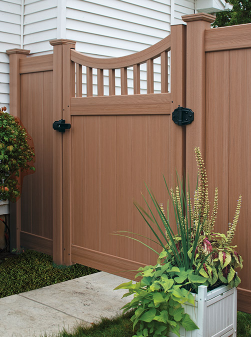 Chesterfield Concave Vinyl Privacy Gate