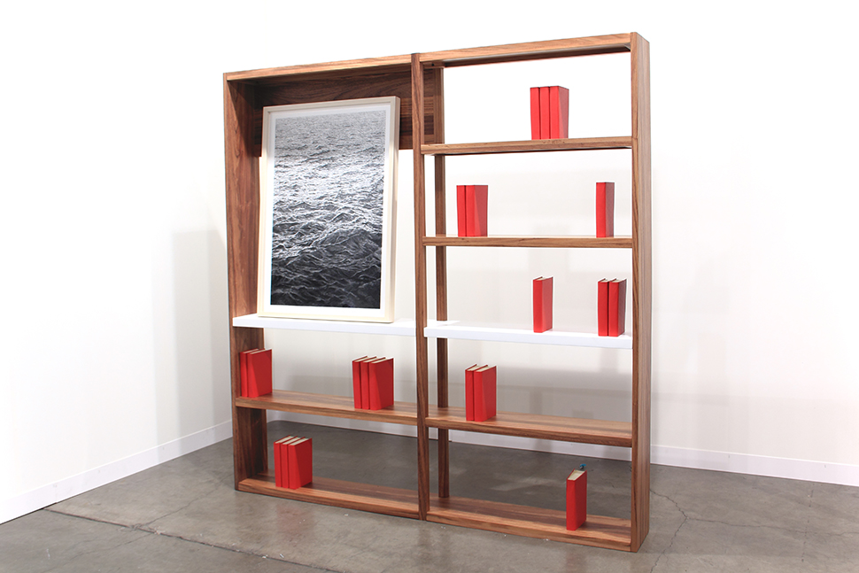     Monumento Melville     /   Melville Monument  , 2012    Madera, libros, dibujo / Wood, books, drawing    200 x 200 x 25 cm  