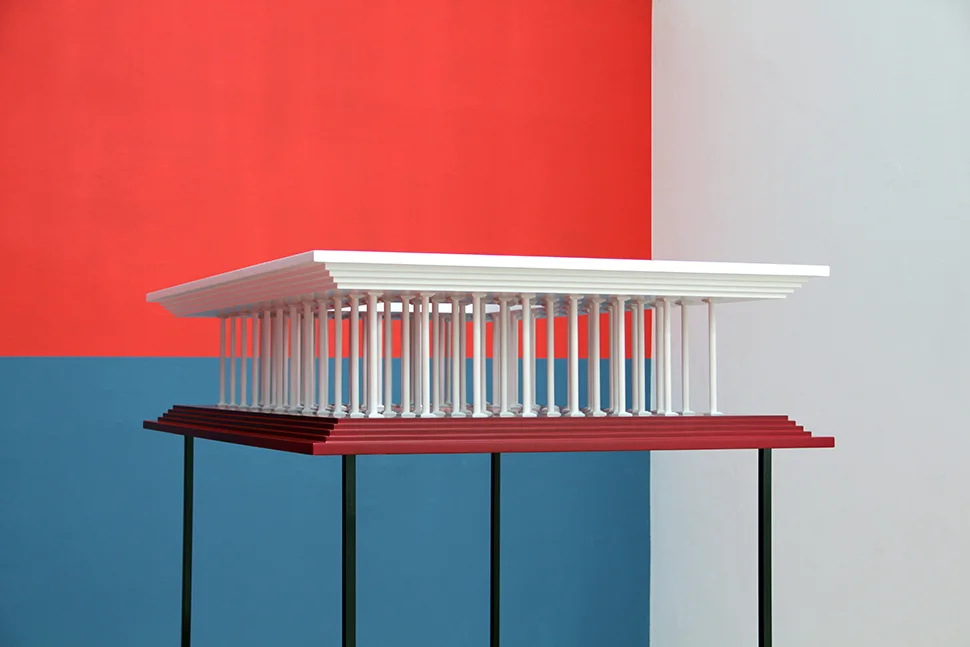 Volcán Ceboruco. Reconstrucción del pabellón / Ceboruco Volcano. Pavillion Reconstruction , 2012 Laca, MDF / Lacquer, MDF 39 x 149 x 99 cm