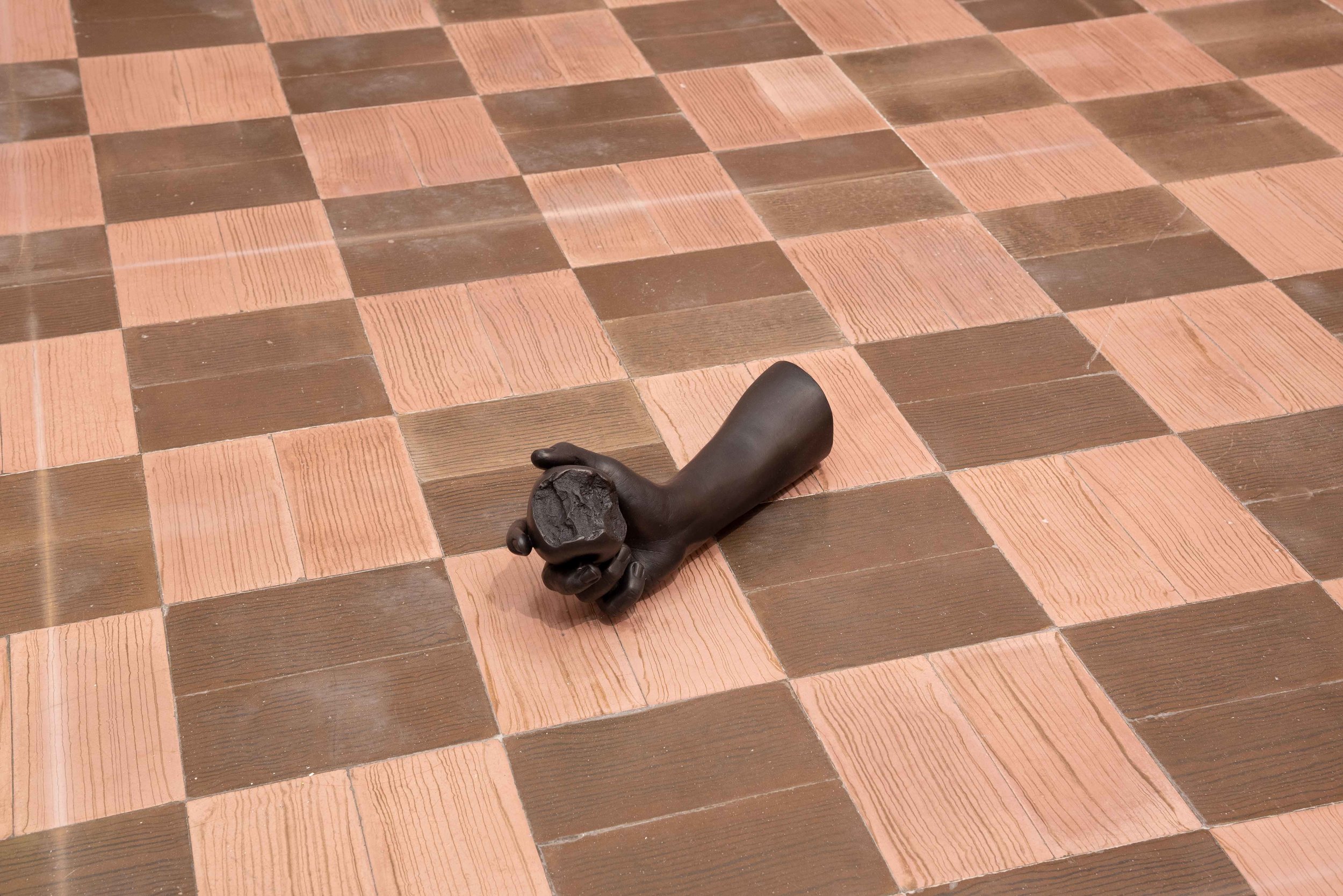 Luis, 2018 Bronce / Bronze 16 x 33 x 10 cm Fotografía: Agustín Arce
