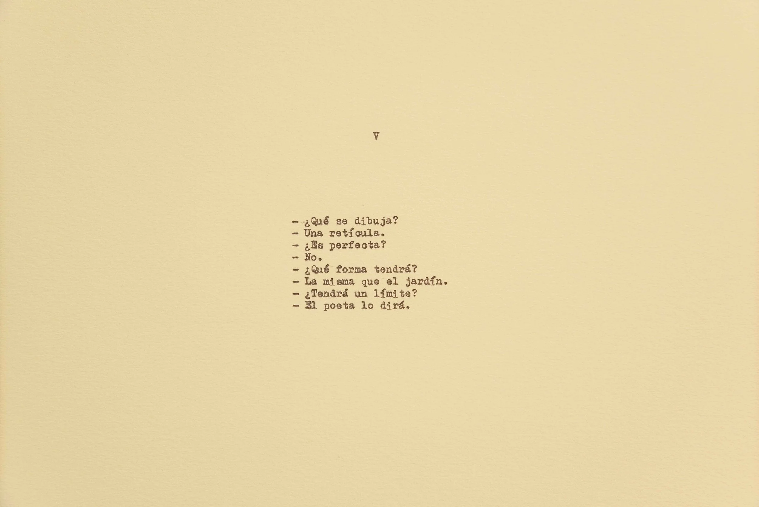Diálogo sobre un poeta, una manzana y una retícula (Parte uno) I / Dialogue about a Poet, an Apple. and a Grid (Part one) I, 2018 Tinta sobre papel / Ink on paper Políptico de 10 piezas de 37.5 cm x 27.5 cm / 10 piece polyptych, 37.5 cm x 27.5 cm each Detalle / Detail Fotografía: Agustín Arce Fotografía: Agustín Arce