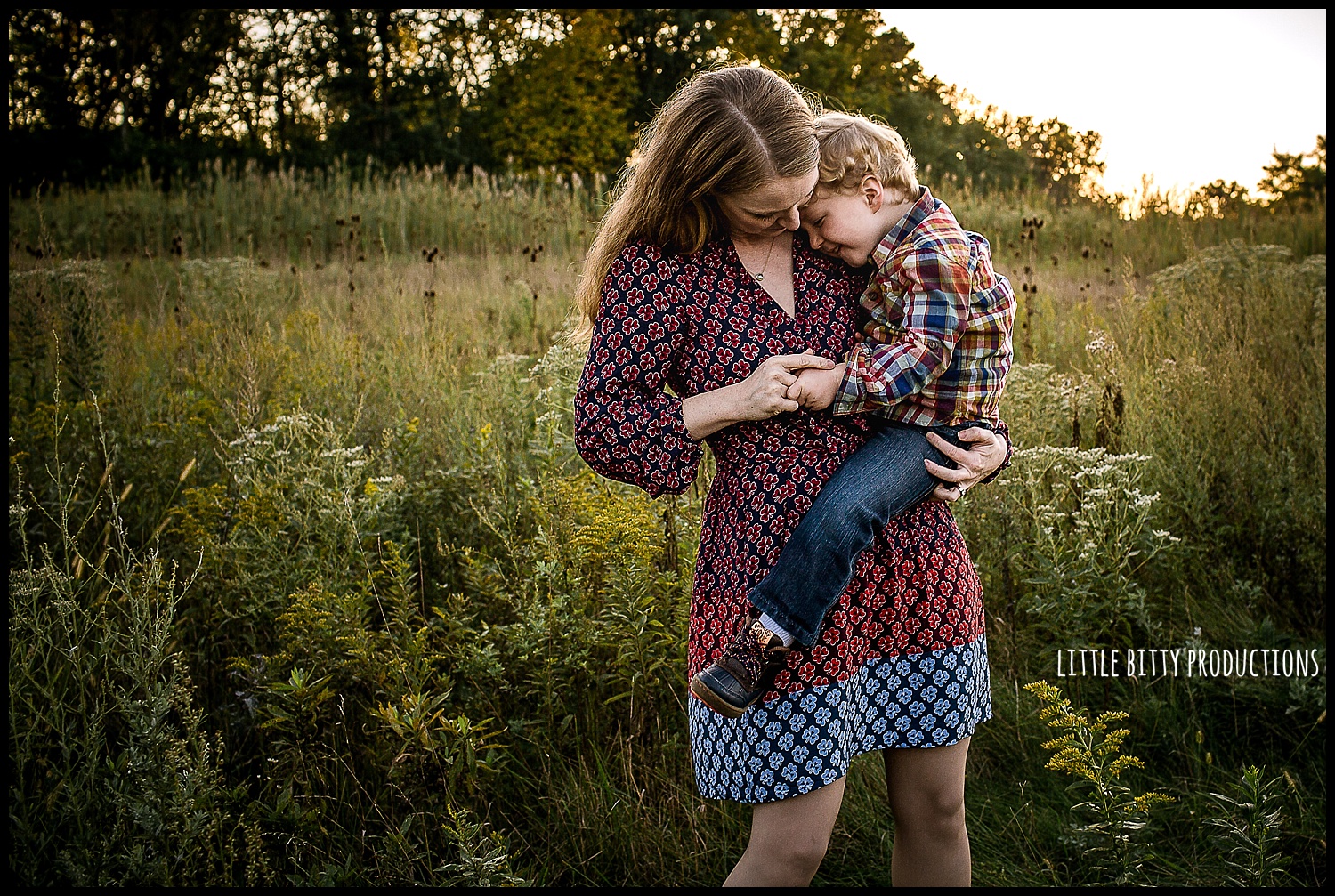 motherhoodphotographoakpark1.jpg