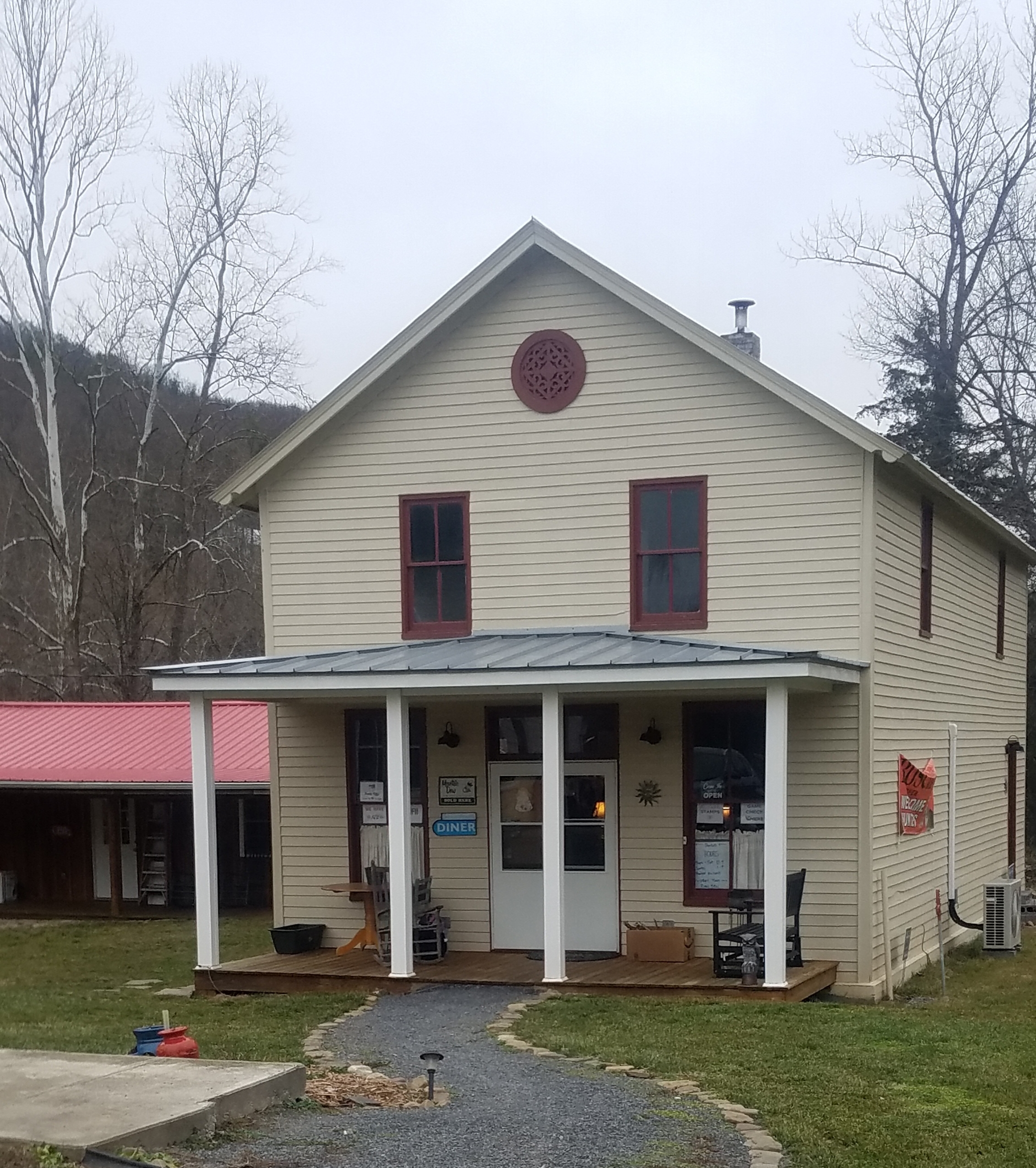 The general store we hit up before climbing Peru Gap.