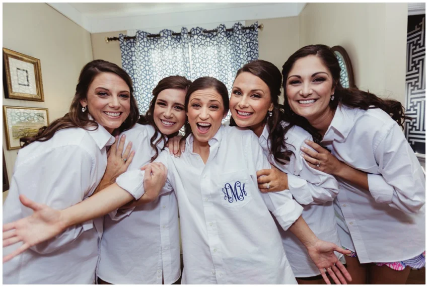 urban-row-photography-monogrammed-bridesmaids_0008