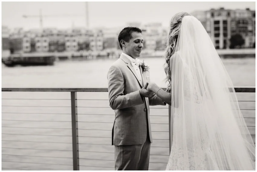 first-look-baltimore-wedding-photographer-urban-row-photo_0029.jpg