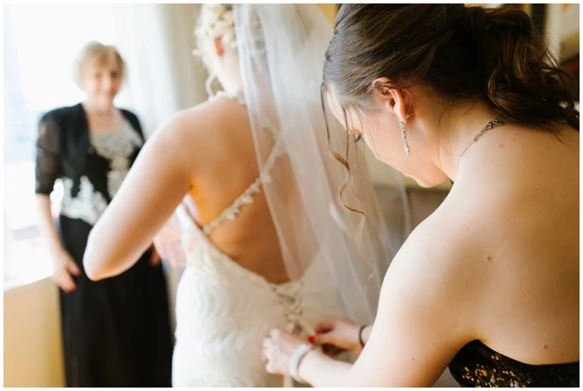 urban-row-photo-renaissance-harborplace-baltimore-inner-harbor-wedding_0013.jpg