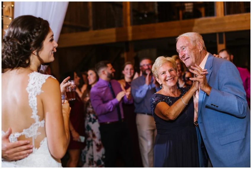 urban-row-photo-wyndridge-farm-wedding-photographer_0052.jpg